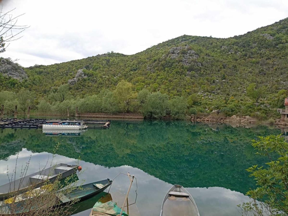 Villa Feel The Karuch Cetinje Esterno foto